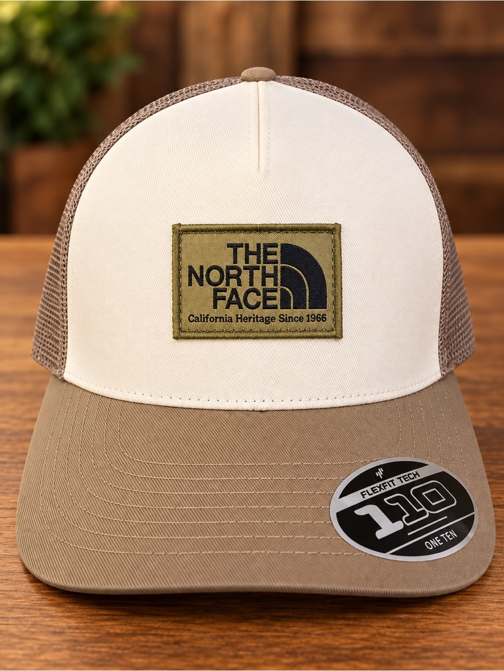 The North Face Men's Two-Tone Trucker Hat - Cream & Khaki